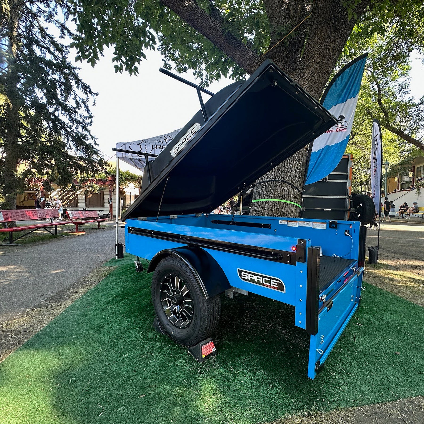 Mobile Rim Paint Trailers 15″ Aluminum Rim and Radial Tire || SPACE Trailers – SPACE™ Trailers